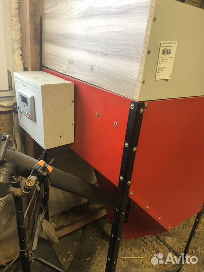 Твердотоплевный котел с пелетной горелкой