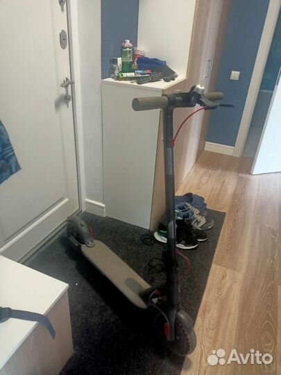 Самокат взрослый электрический бу