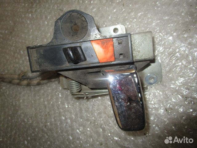 Замок двери задней левой Jeep Grand Cherokee (ZJ)