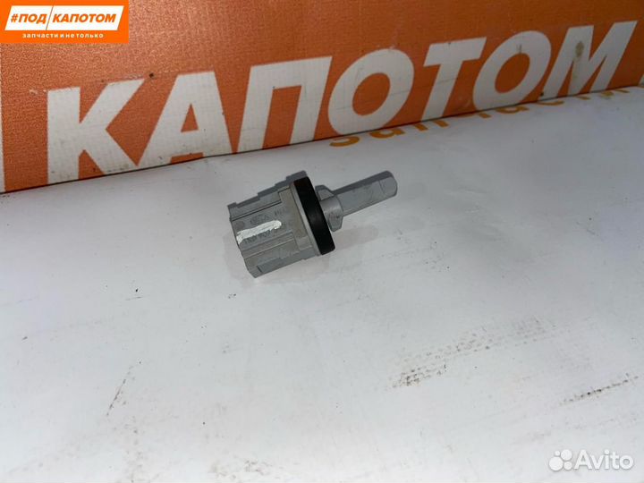 Датчик температуры охлаждающей жидкости Volkswagen