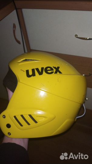 Шлем горнолыжный детский uvex