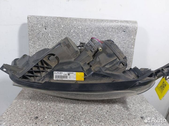 Фара левая Nissan Qashqai