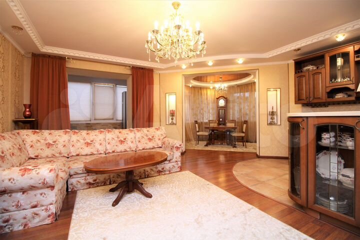 4-к. квартира, 146 м², 2/10 эт.