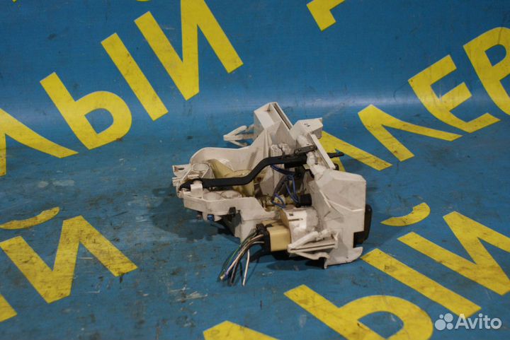 Блок управления Toyota Corolla E11