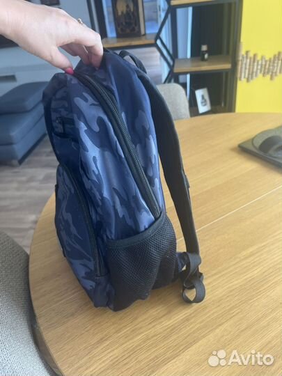 Рюкзак школьный