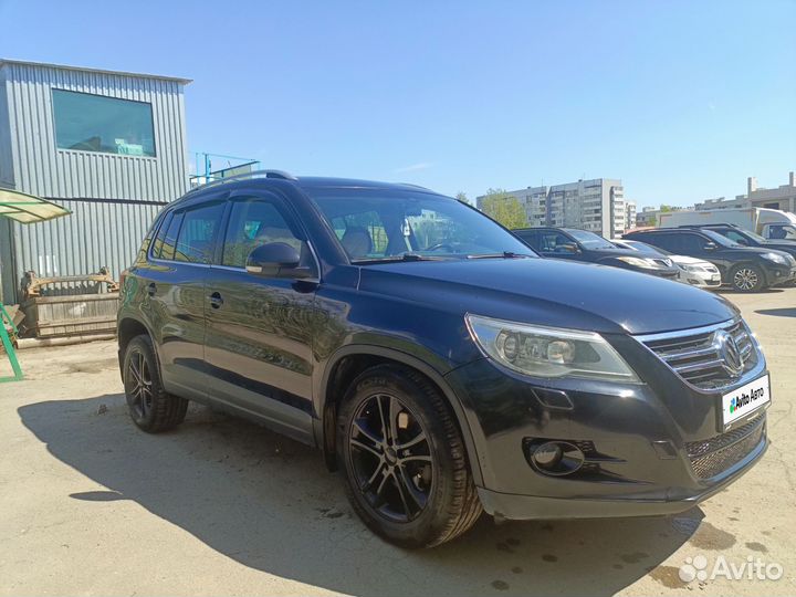 Volkswagen Tiguan 2.0 AT, 2010, 191 120 км