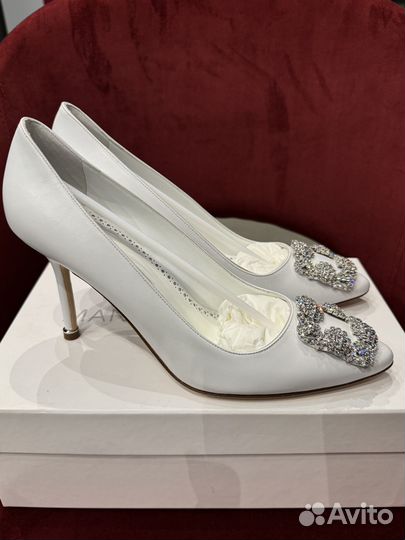 Кожаные белые туфли Manolo Blahnik Hangisi 90