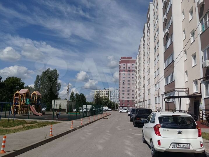 1-к. квартира, 37 м², 1/10 эт.