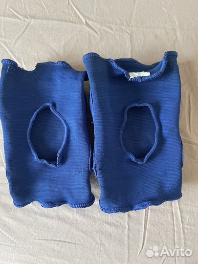 Волейбольные наколенники