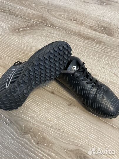 Бутсы для мальчиков Demix, б/у, размер 34