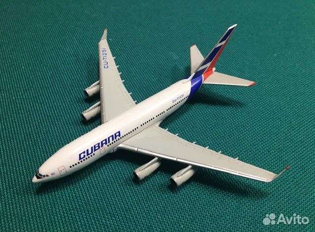 Модель самолета Ил 96-300 cubana airlines объявление продам