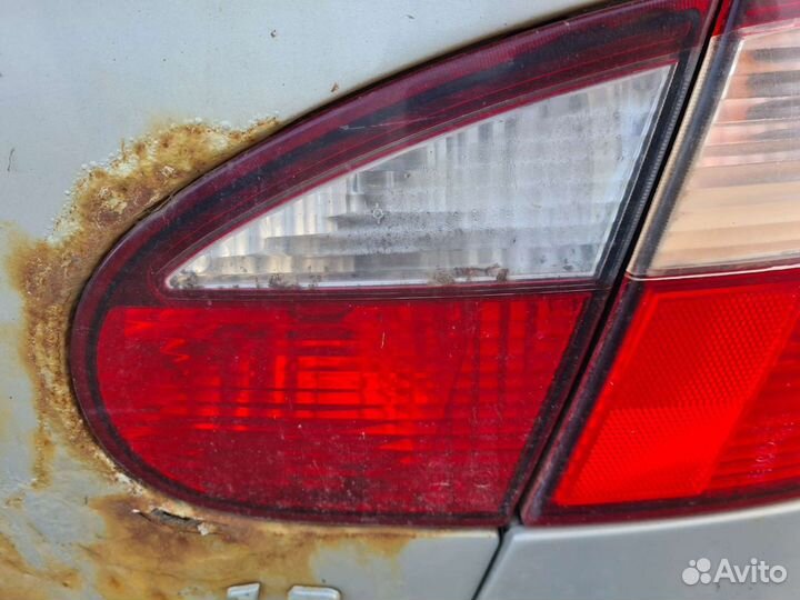 Фонарь внутренний правый заз шанс