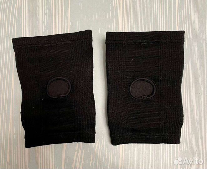 Волейбольные наколенники asics