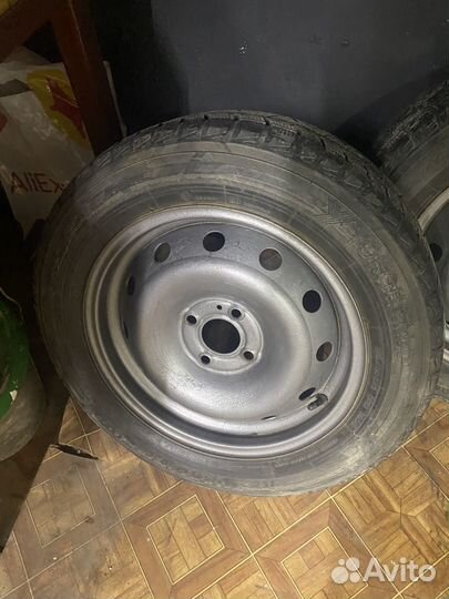 Yokohama 104ZR 185/65 R15 88F