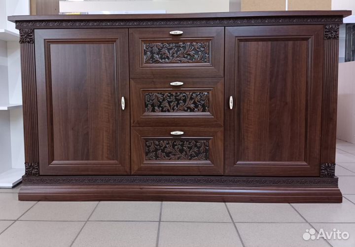 Комод Версаль комбинированный орех пекан 1,59 м