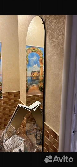 Зеркало настенное