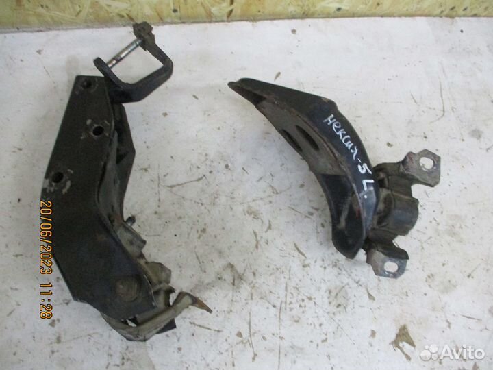 Подушка опора двигателя Дэу Нексия 150 1,6 F16D3