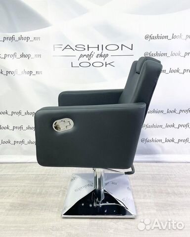 Парикмахерское барбер кресло с откидной спинкой