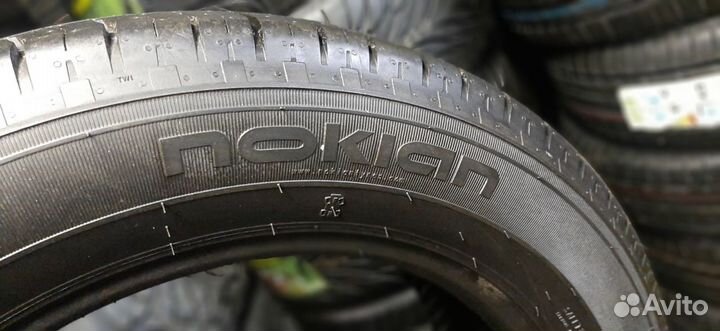 Nokian Tyres Hakka C2 215/60 R17C 109T