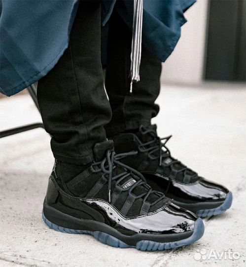 Nike Air Jordan 11 Cap and Gown черные