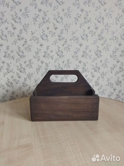 Салфетница деревянная из дуба с ручкой