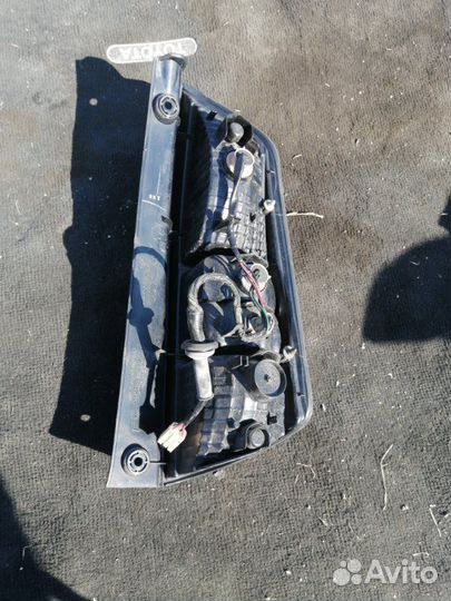 Стоп-сигнал задний левый Toyota Passo QNC10 2005