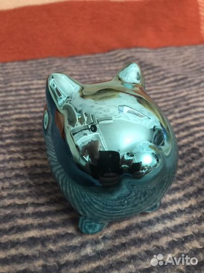 Свинка керамическая голубая блестящая 7 см