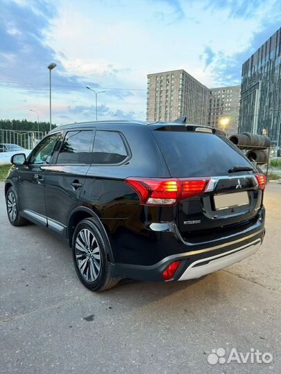 Mitsubishi Outlander 2.0 CVT, 2019, 70 000 км