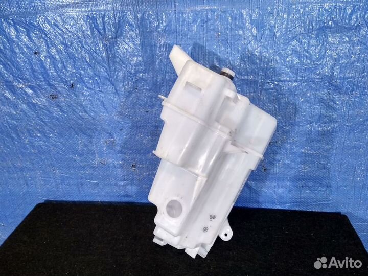 Бачок стеклоомывателя Toyota RAV4 4 са40 2012