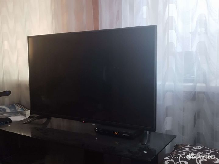 Телевизор 43 дюйма бу