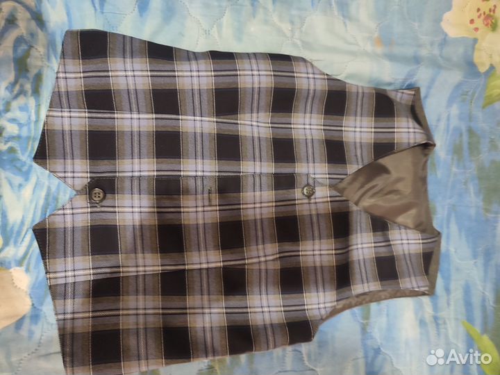 Брюки-2шт.пиджак,жилетка