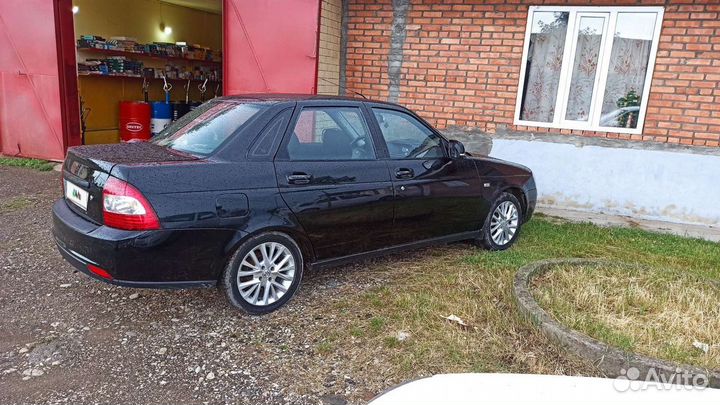 LADA Priora 1.6 МТ, 2012, битый, 280 000 км