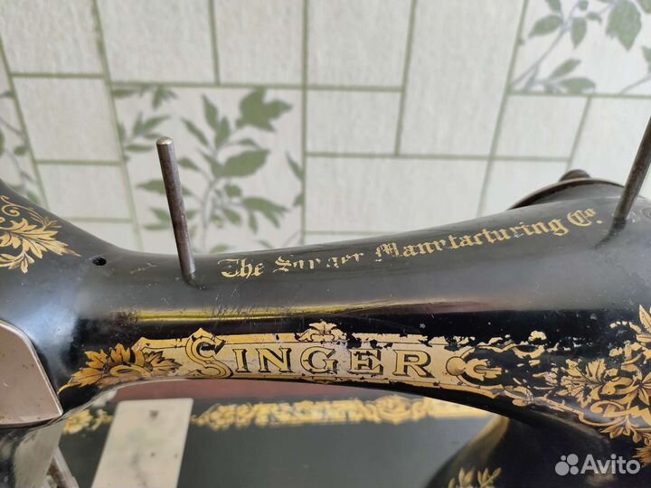 Швейная машинка Singer