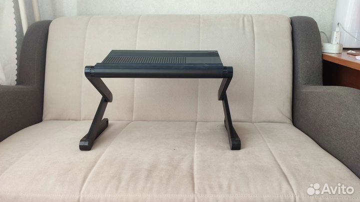 Столик для ноутбука