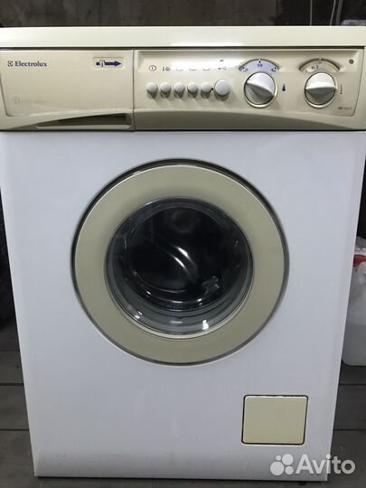 Стиральная машина Electrolux 5 кг