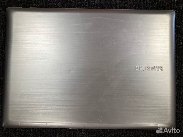 Ноутбук с дефектом Samsung QX410 i5/8GB RAM/120SSD