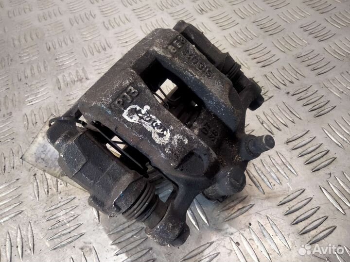 Задний левый суппорт Sportage 4