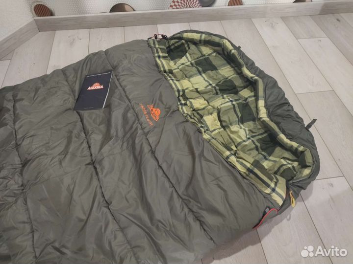 Спальный мешок Alexika Tundra Plus XL