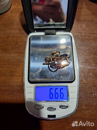 Золотой комплект серьги и кольцо 585