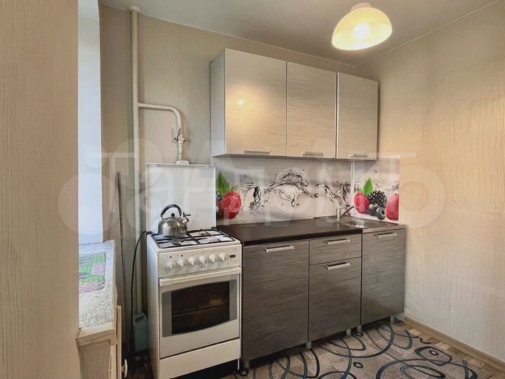 2-к. квартира, 37 м², 3/5 эт.