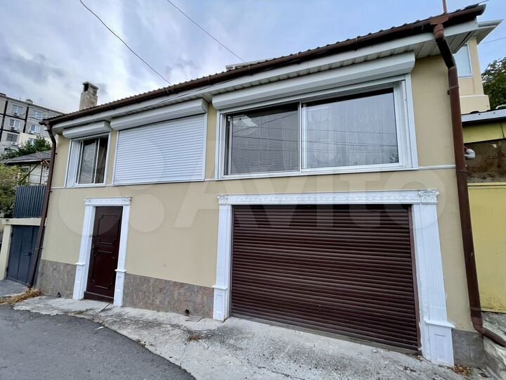 Дом 100 м² на участке 1 сот.