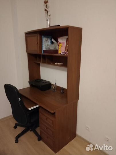 Компьютерный стол