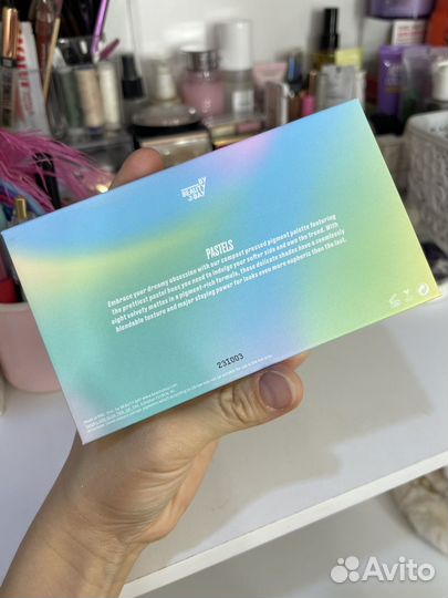 Палетка теней pastels beauty bay оригинальная