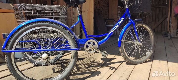 Трехколесный велосипед новый