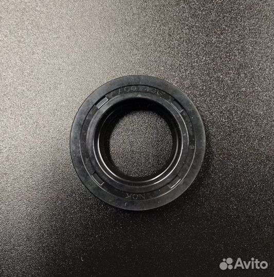 Сальник Honda (91251-ZV5-003) (17x30x7) (Honda)