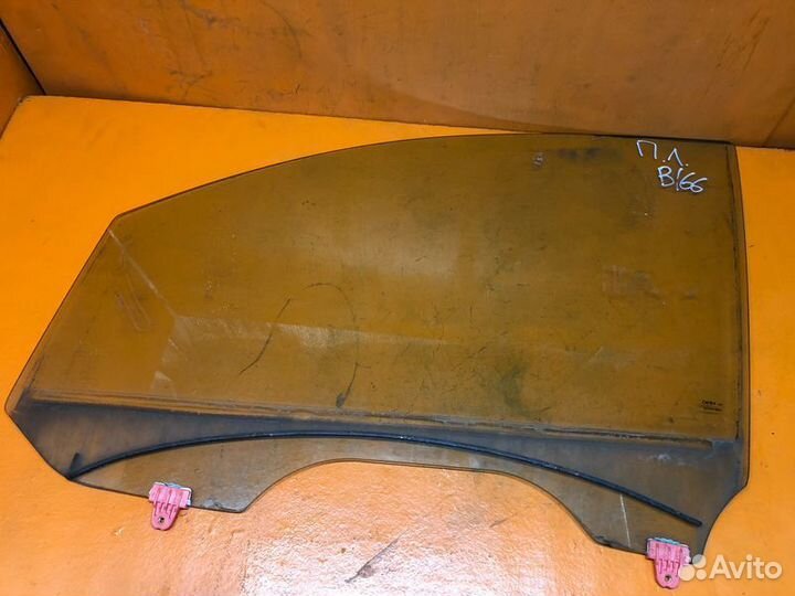 Стекло двери переднее левое Infiniti Qx56 JA60 5.6