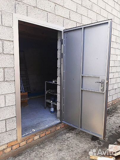 Металлическая входная дверь