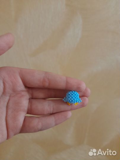 Фигурка пингвина из бисера