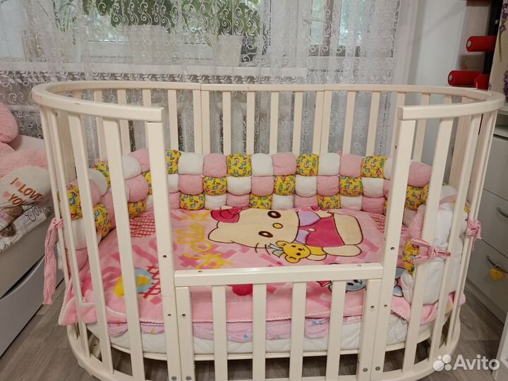 Детская овальная кроватка