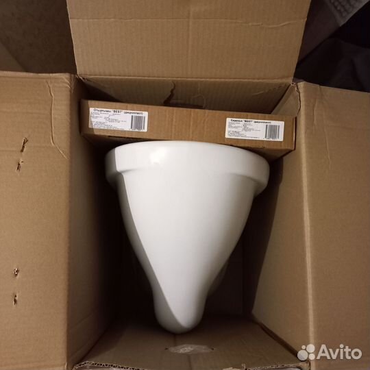 Унитаз подвесной новый